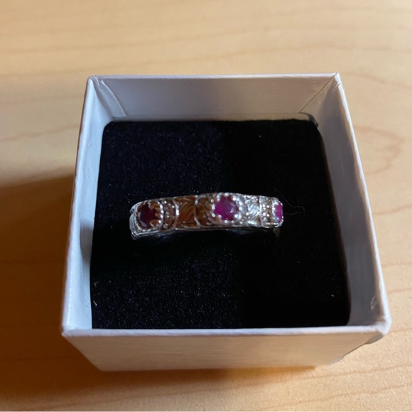 Judith Ripka Ring (size 7) - Picture 2 of 9